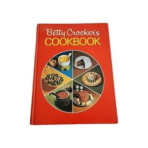 Vintage Betty Crocker’s Cookbook 1972 12th Printing Hardcover Golden Press 9822